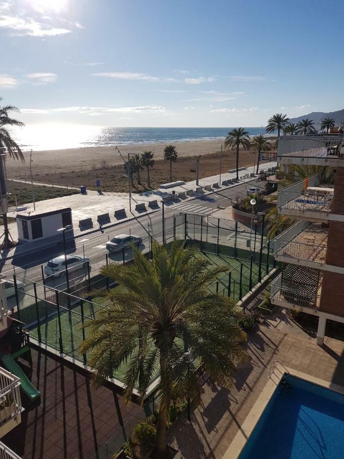 Mogaver Beach Castelldefels Apartment Exterior photo